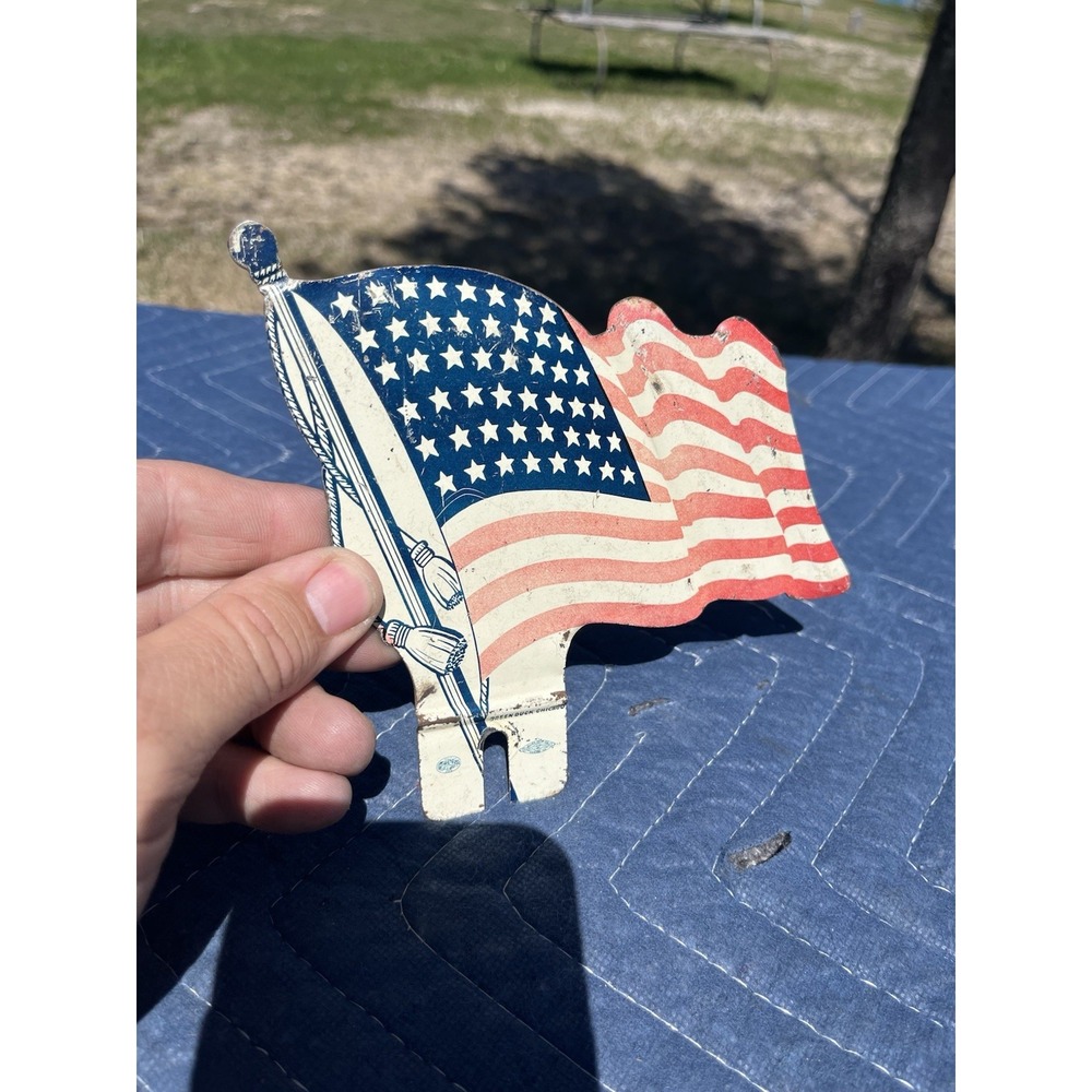 Vintage License Plate Topper- 48 Star American Flag-Pledge Of Allegiance - Picture 2 of 4